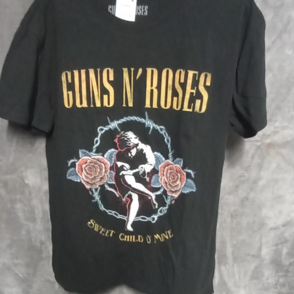 WOMEN'S TEE